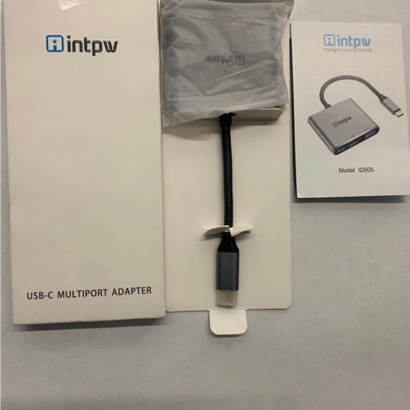 USB-C MULTIPORT ADAPTER - Picture 3 of 3